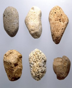 Hammer stones