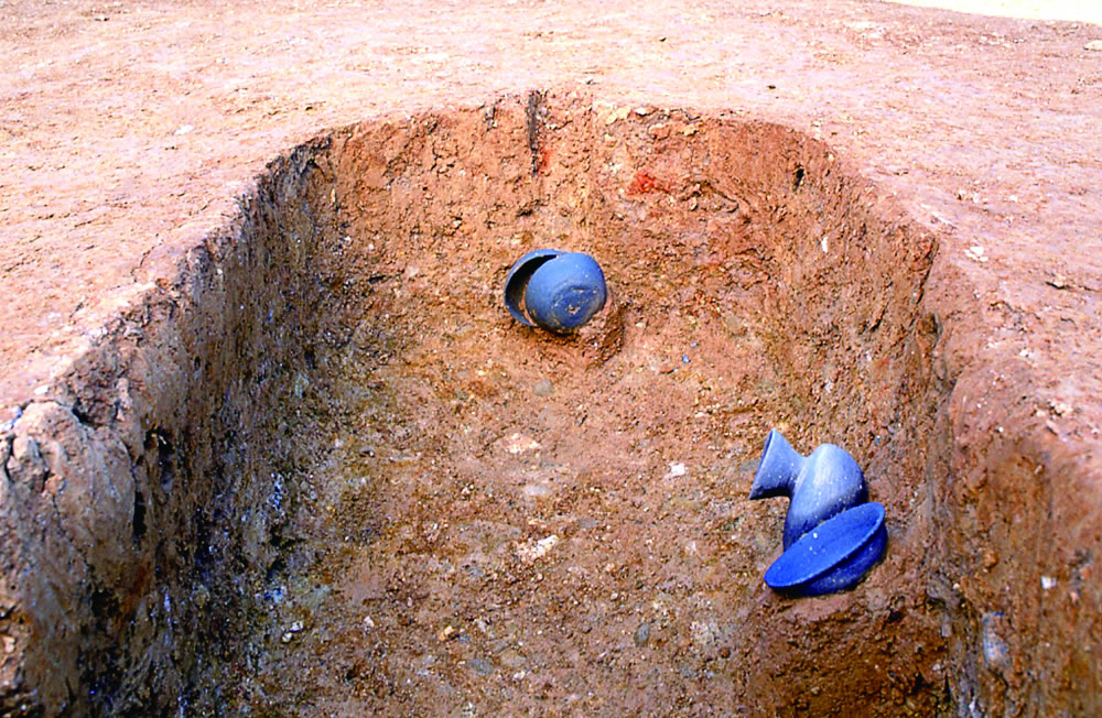 Asuka period pit grave